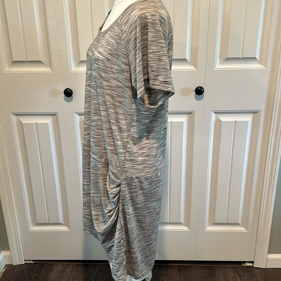 Coco + Carmen XXL Faux Wrap Heathered Gray Ruched Dress - Picture 8 of 11